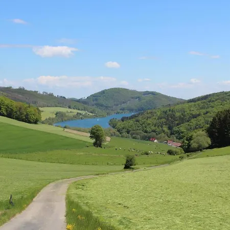 Diemelblick 12 - Leni Heringhausen